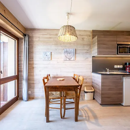 Appartement 14 - Charvin *